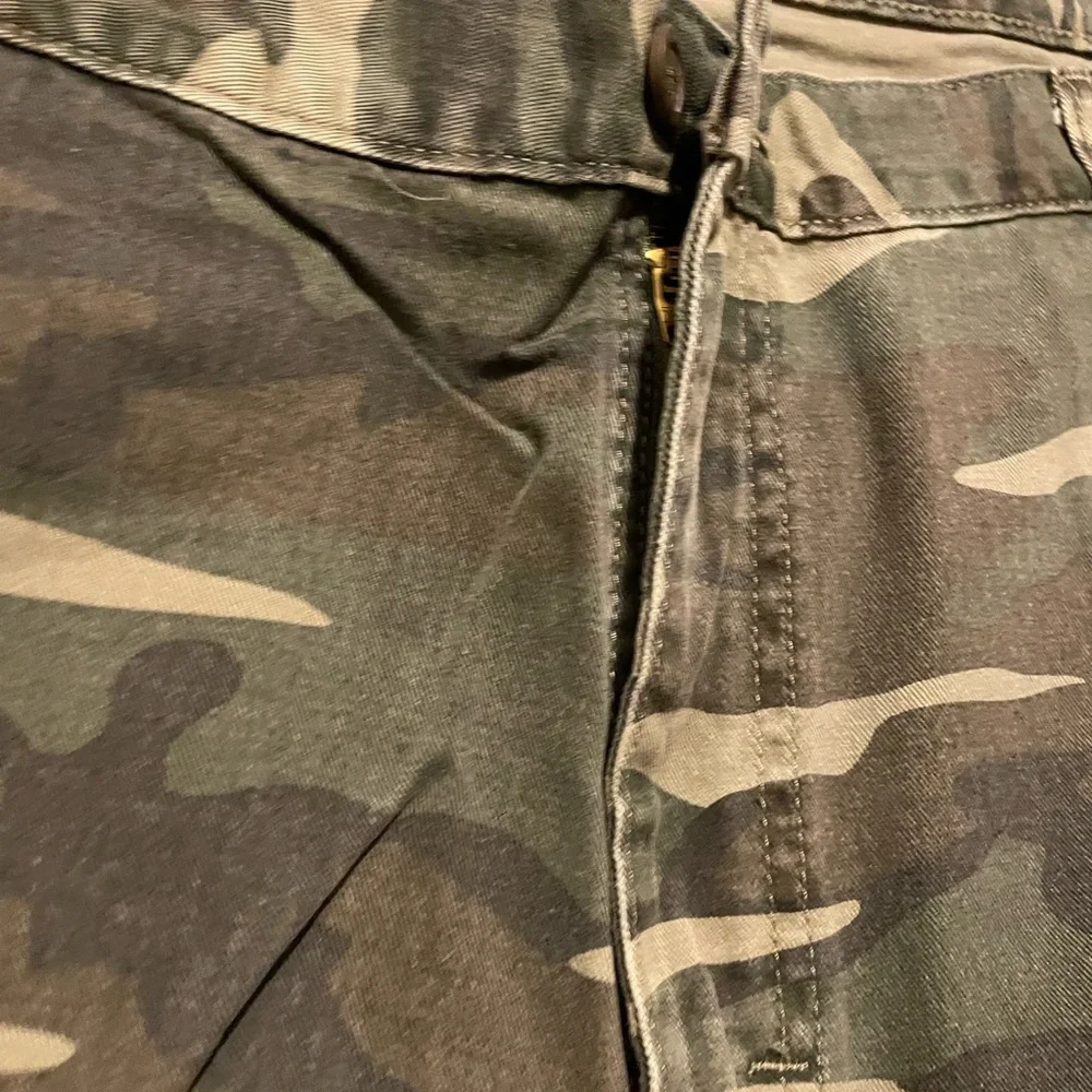 Wrangler Jeans Co. Camo Cargo Pants - Picture 8 of 9
